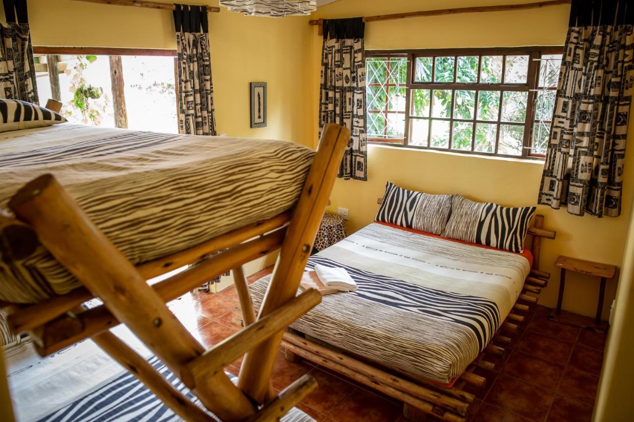 Ku-Boboyi River Lodge Порт-Едвард Екстер'єр фото